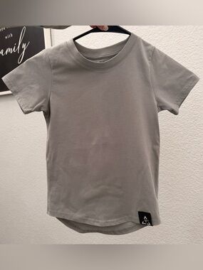 Kids Short-Sleeve Crew Tee - Light Gray